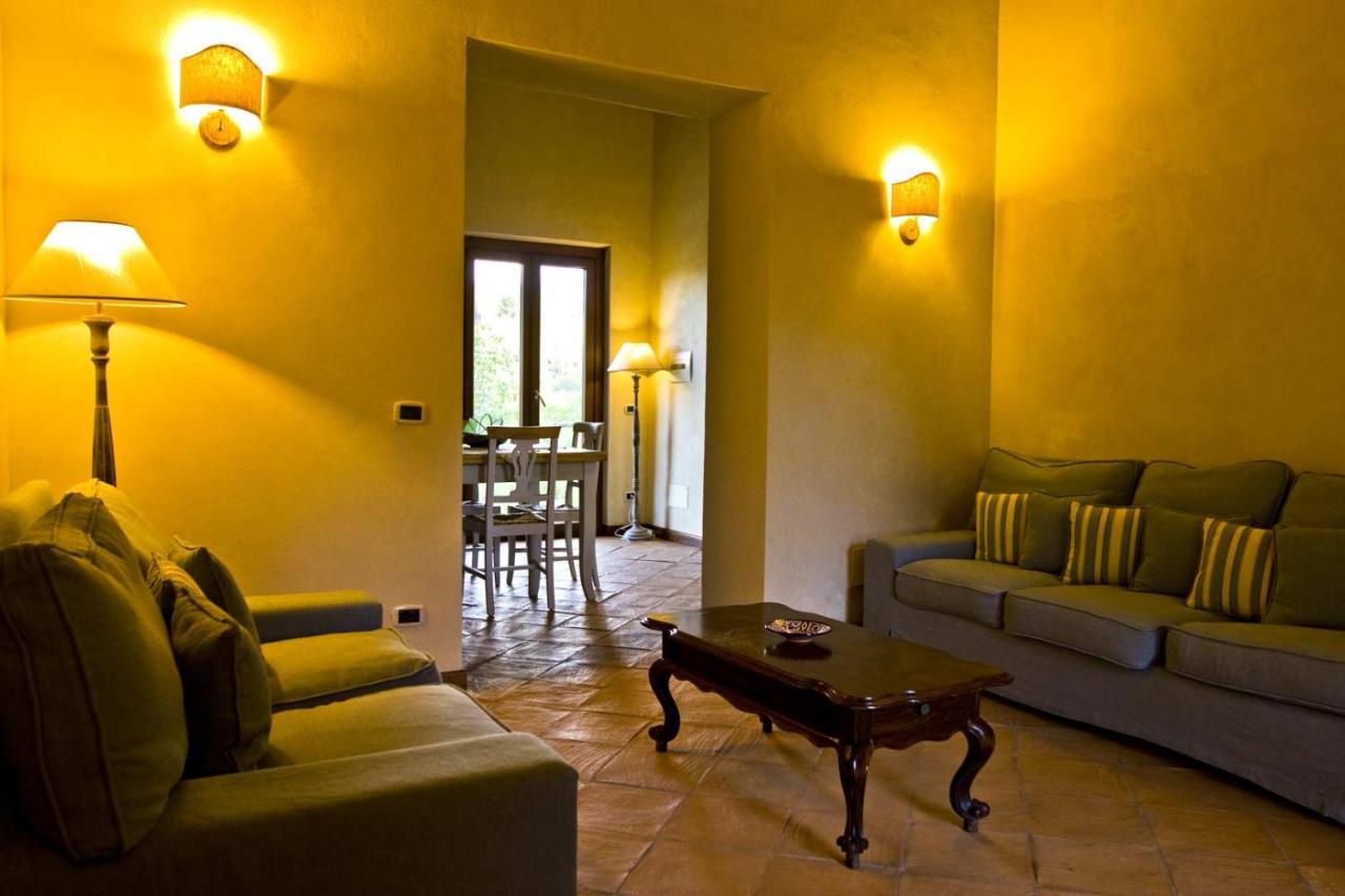 Agriturismo Borgo Serafino Mangone  Zewnętrze zdjęcie